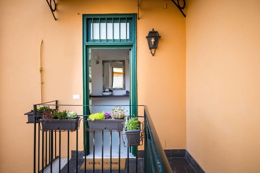 The Royal Crown Apartment Рим Екстериор снимка